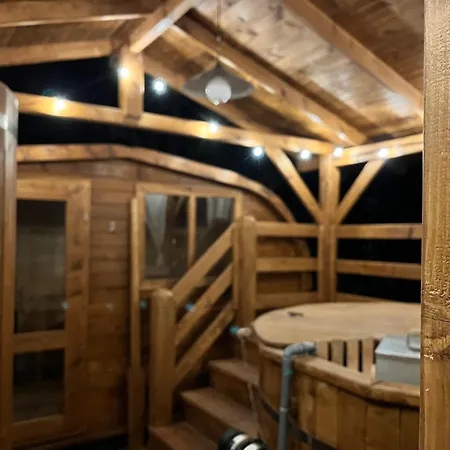 Lu Biule Di Pau Διαμέρισμα